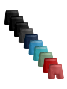 Black/Black/Black/Grey/Blue/Blue/Blue/Green/Red/Red